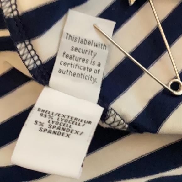 AUTHENTIC DVF WRAP DRESS - Picture 5 of 12